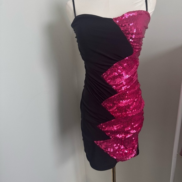 Vintage Y2K Black & Fuchsia Sequin Mini Dress – Zigzag Glam Clubwear S - Picture 6 of 8